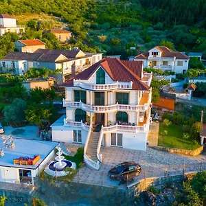 vila-sela-shkoder.albaniahotels.org/